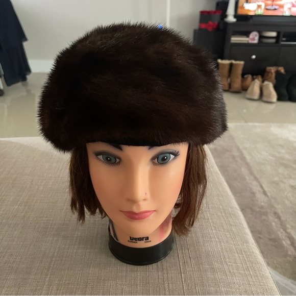 Vintege Chocolate Brown Mink Beret Hat - Picture 1 of 8